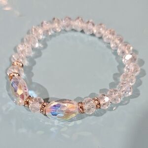 Nordstrom Sparkly Iridescent  Crystal Beaded Bracelet NWOT‎